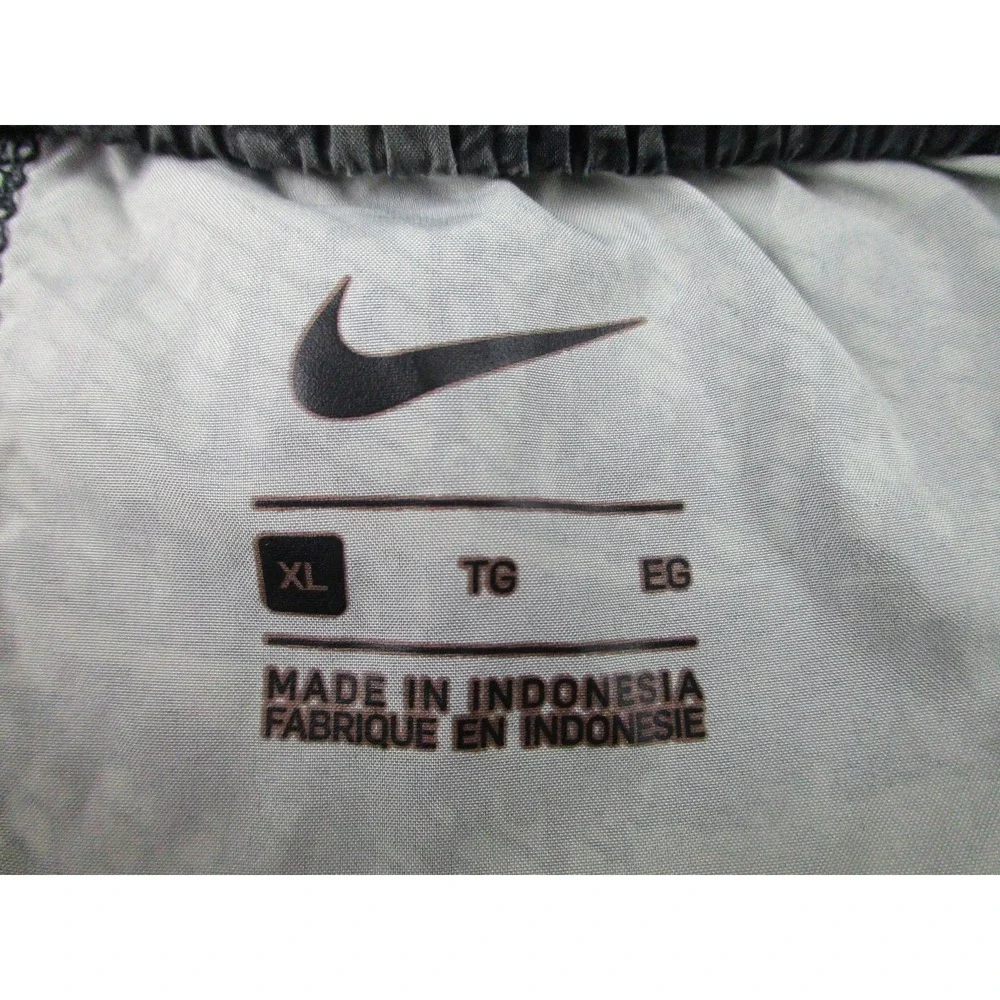 Nike Pattern Shield Shorts‎ XL Youth Polyester Athletic Basketball Black Gray